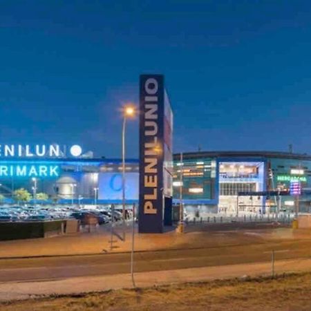 P4 Madrid Airport, Estadio Civitas, Ifema, Barajas Y Rejas Exteriér fotografie